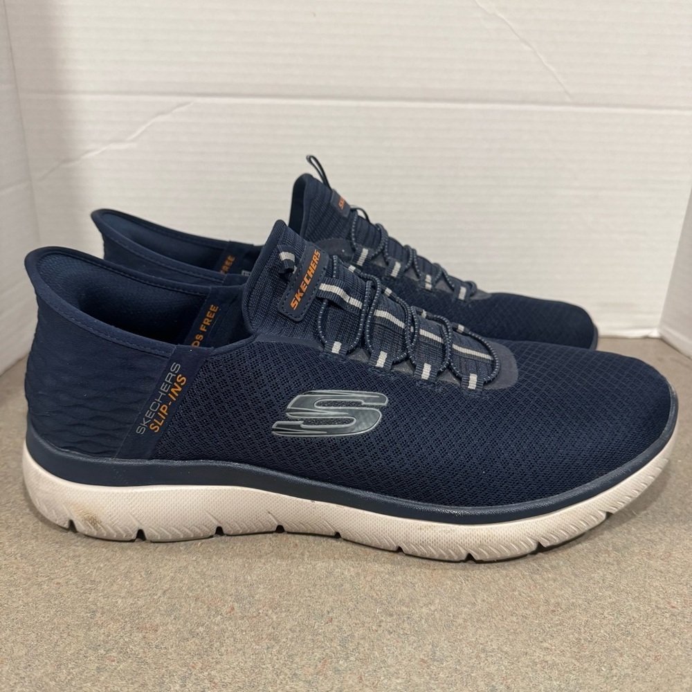 Skechers Men’s Slip-in Hands Free Wide Fit Air Cooled Memory Foam Navy Sneakers